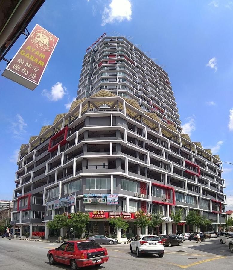 Ipoh Octagon Premium Suites By Verve Exterior photo